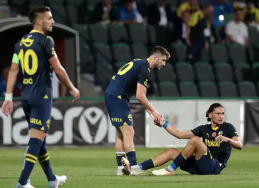 Foto - Altay Bayındır'ın yerine 390 gol yiyen kaleci geliyor! Neler yaptığını duyunca şok olacaksınız!