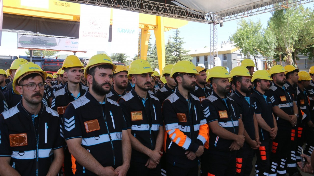 Foto - Altay Tankı'nı taşıyacak: Her ambargo, her baskı ve haksızlık bize kapı araladı
