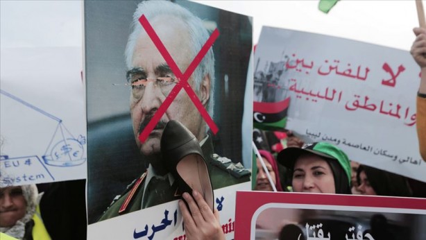 Foto - ‘Alternatif aramaya başladılar’ dedi ve duyurdu: İki ülke Hafter'e destek vermeyi bırakıyor