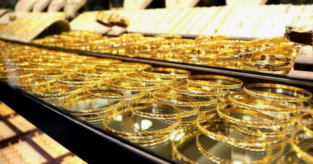 Foto - Altın adeta çakıldı! Alacaklar, satacaklar dikkat...Uzman isim '400 lira birden olacak' diyerek duyurdu