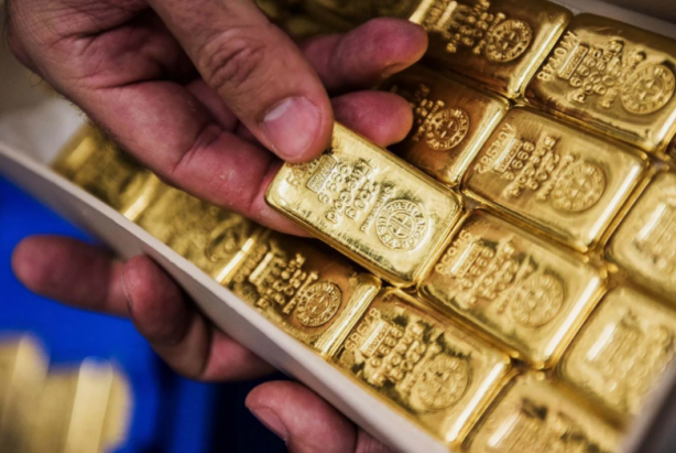 Altın adeta çakıldı! Alacaklar, satacaklar dikkat...Uzman isim '400 lira birden olacak' diyerek duyurdu