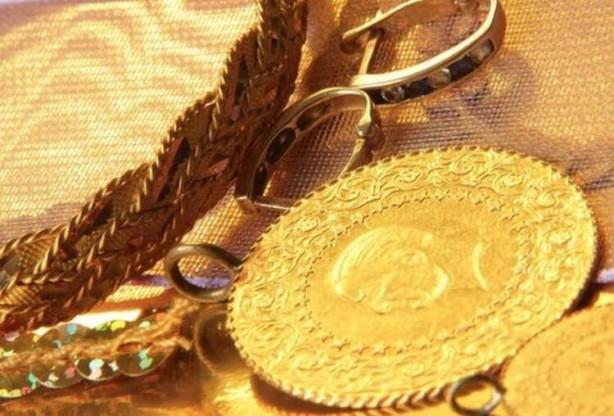 Foto - Altın durdu durdu bir anda fırladı! İslam Memiş kritik tarihi verdi
