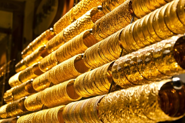 Foto - Altın düştü! İki dev banka 2023 için altın tahminini dünyaya ilan etti
