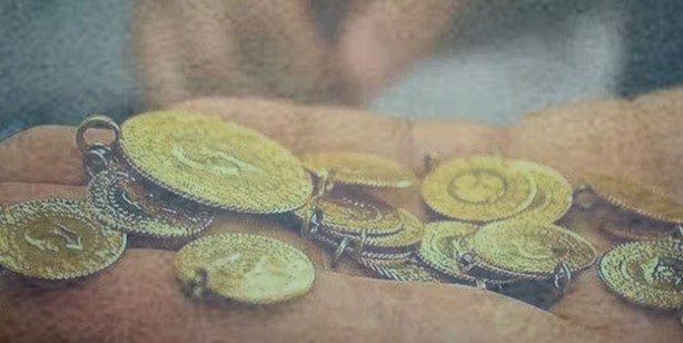 Foto - Altın fiyatları anlık: Gram altın fiyatı ne kadar kaç TL? Çeyrek altın güncel fiyatı 16 Temmuz 20222 cumhuriyet, yarım altın fiyatları