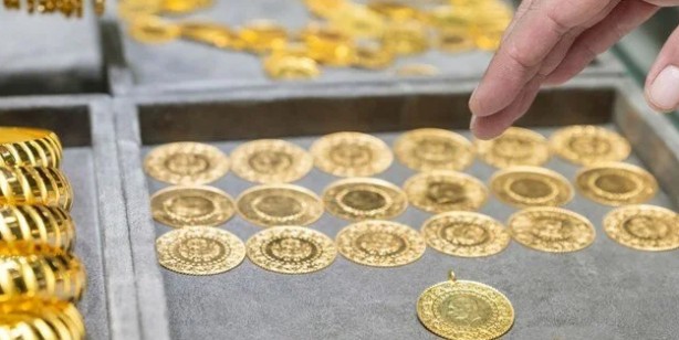 Foto - Altın fiyatları düşer mi, artar mı? Altını olanlar için uzman isim anlattı: Oklar yeşile dönecek, yeni rakam ve tarih verildi