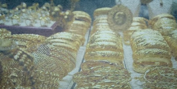 Foto - Altın fiyatları ne kadar oldu? Çeyrek altın gram altın fiyatları 27 Ekim 2021 güncel altın