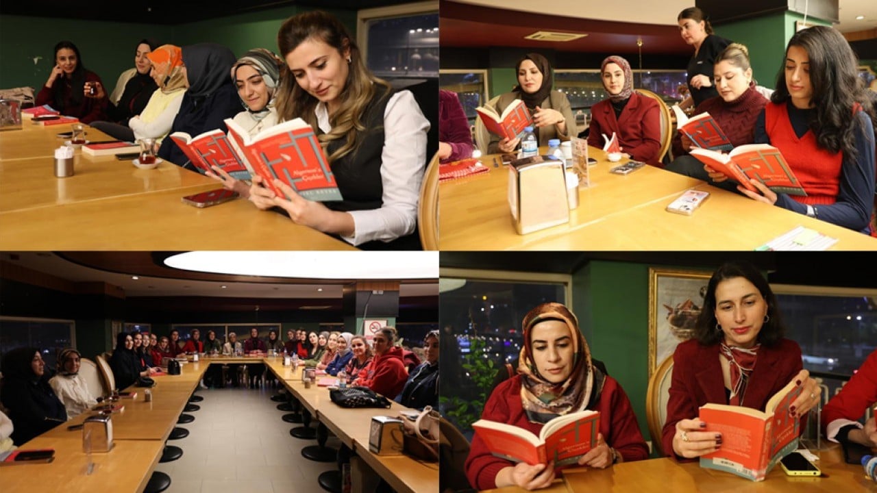 Farklı mesleklerden kadınlar, altın yerine kitap günü için bir araya geliyor