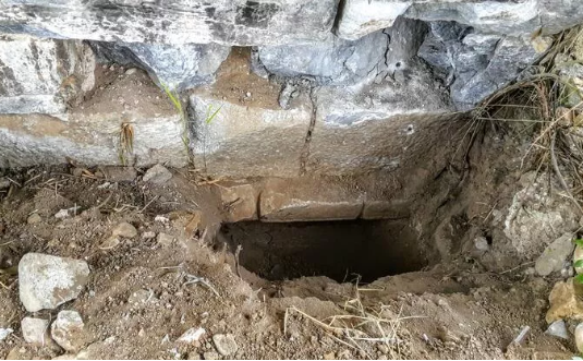 Foto - Altın hazinesi için devasa tünel kazdılar! Tünelin sonu bakın nereye çıktı