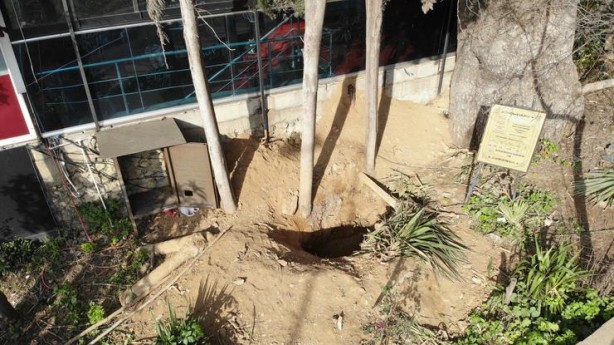 Foto - Altın için gecenin bir vakti harekete geçtiler! Gün ağarınca şok görüntüler ortaya çıktı