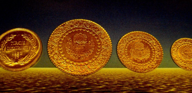 Foto - Altın için görülmemiş tahmin! Duyan soğuk havaya bakmayıp kuyumculara akın edecek