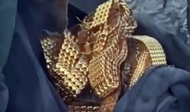 Altın kemer dolu çanta bakın kime ait çıktı! Ünlü kuyumcu...