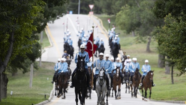 Foto - Altın mı, dolar mı? Şeyh Nazım Kıbrısi yıllar önceden uyarmış: Cebinizde bundan olsun, Avrupa'dan getirin