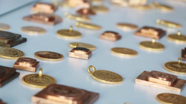 Altın operasyonu! 10 bin adet ele geçirildi