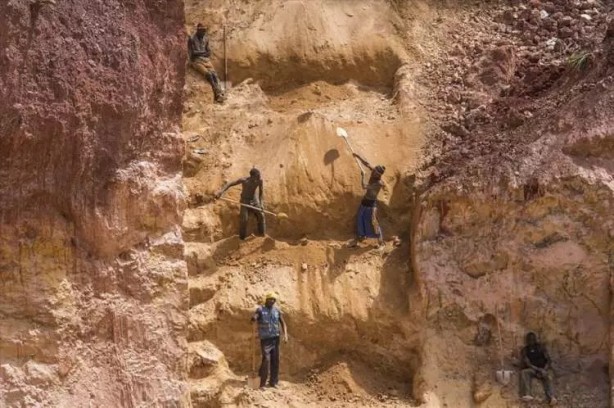 Foto - Altın, petrol, kobalt ve elmas için Türkiye'yi çağırıyorlardı! Çin bir anda bölgeye girmeye başladı