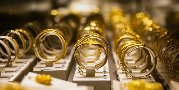 Foto - Altın ralliye geri döndü! 13 Eylül 2024 Cumhuriyet altını, 22 ayar bilezik, çeyrek ve gram altın ne kadar?