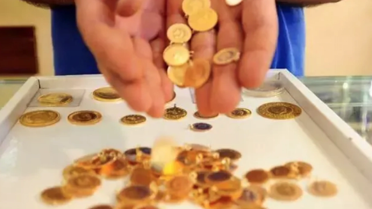 Foto - Altın rekora doymuyor: İşte 22 ayar bilezik, gram, çeyrek, yarım, Cumhuriyet ve tam altın fiyatları 