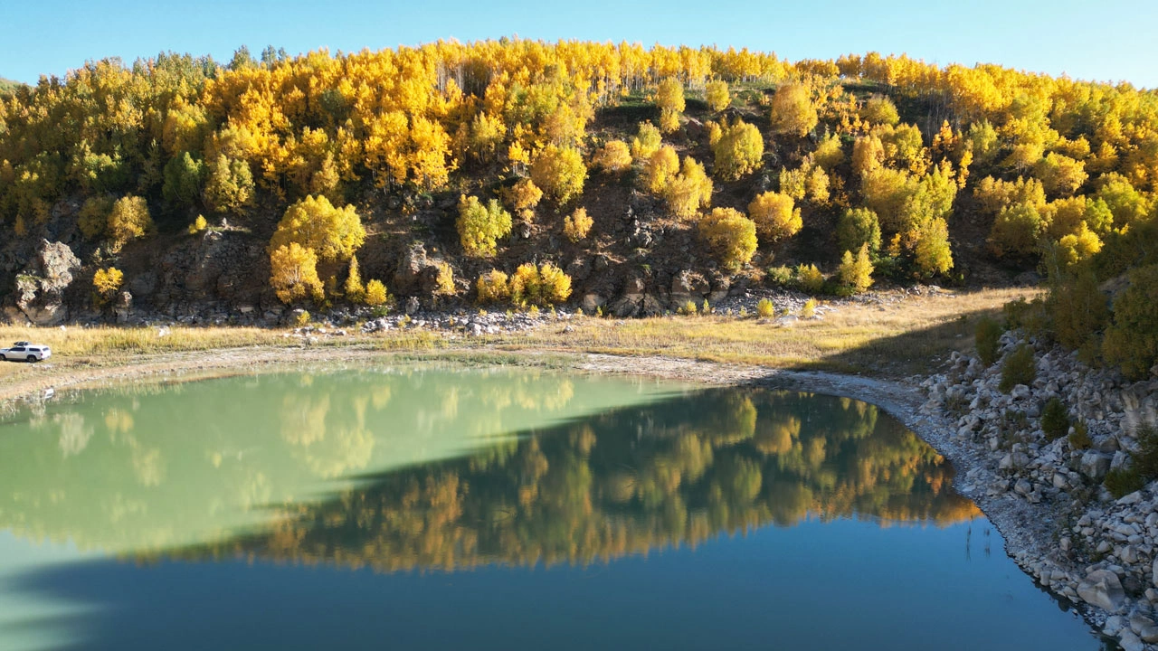 Foto - Altın sarısı manzara! Nemrut Krater Gölü havadan böyle görüntülendi