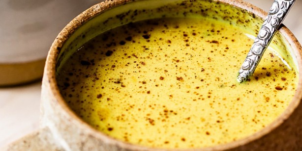  Altın sütü tarifi: Damarlardaki pıhtılaşmayı önlüyor, karaciğer ve beyni koruyor 