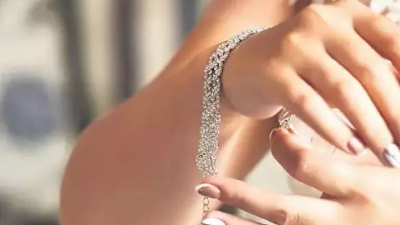 Foto - Altın takı tarihe karışıyor: Düğünlerde artık onun devi başladı!