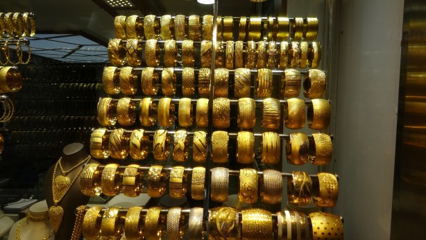 Foto - Altın uçunca kuyumcular doldu taştı! Kuyumcu esnafı altının sene sonunda göreceği rakamı açıkladı