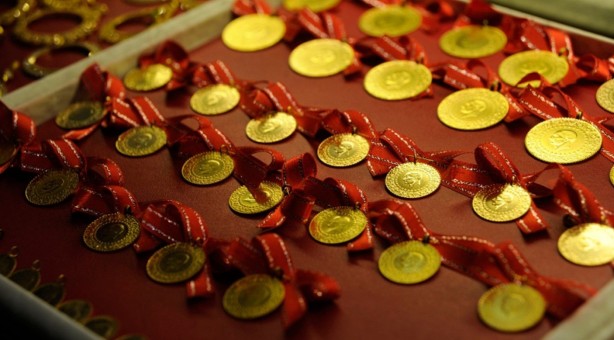 Foto - Altın uçuşa geçince Hatice Kolçak son tahminini duyurdu: Gram altın o rakama gelince satacağım