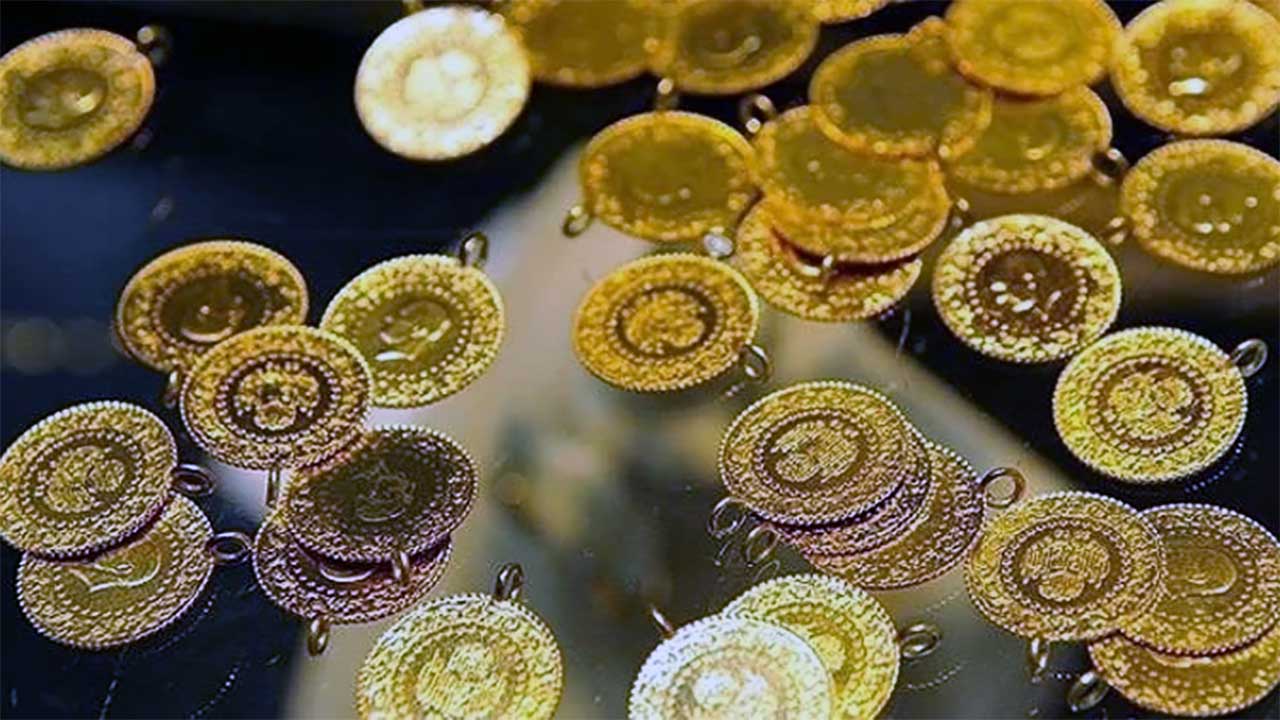 Altın yatırımcıları için tarih verildi! Uzman isim fiyat hedefini açıkladı