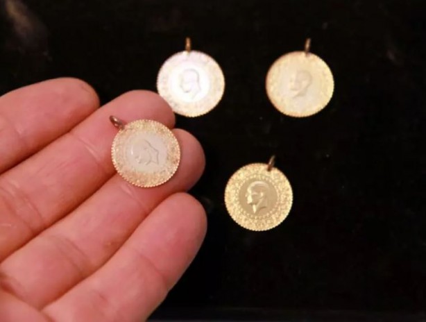 Foto - Altında iki kritik senaryo