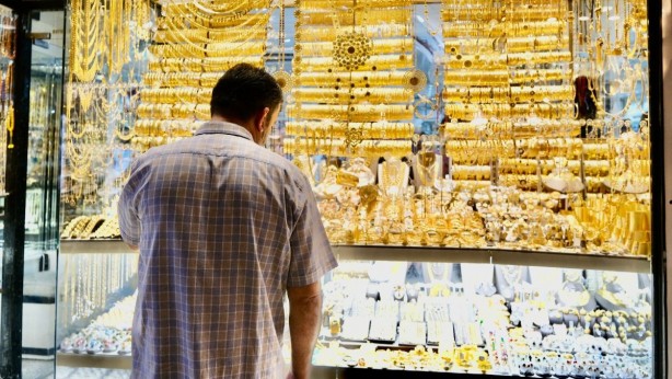 Foto - Altında 'yok artık' dedirten hareket! Yok sattığı için darphane bunu yapıyor!