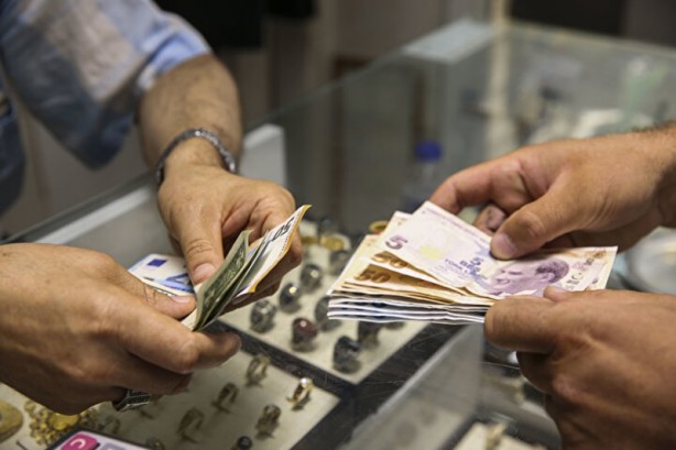Foto - Altında yükseliş hız kesmiyor... Gram fiyatı kritik seviyeye koşuyor!