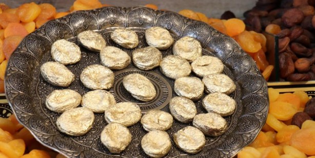 Foto - Altınla kapladı, kilosunu 10 bin liradan satıyor