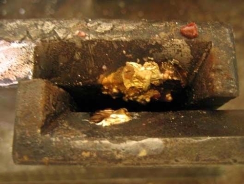 Foto - Alyans işte böyle yapılıyor