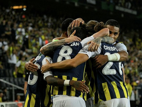 Foto - Ama bu imkansız! Bütün Fenerbahçeliler şaşkın! Az kalsın küçük dilini yutuyorlardı...