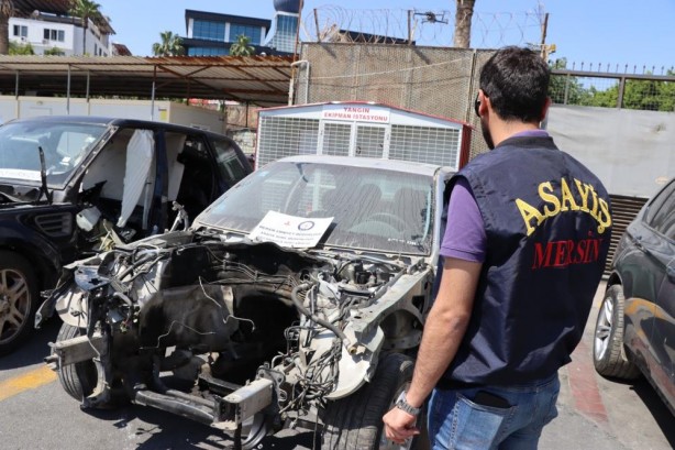 Foto - Amaç satmak değil… Milyonlarca liralık lüks araçlar ele geçirildi! Yurt dışından bakın neden getirilmiş
