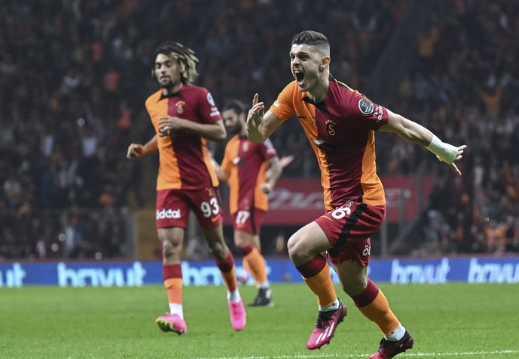 Foto - Aman dikkat: Bir çılgınlık daha! Apar topar harekete geçti: Teklif etti: Yıldızlar geçidi!