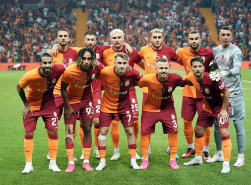 Aman dikkat: Bir çılgınlık daha! Apar topar harekete geçti: Teklif etti: Yıldızlar geçidi!