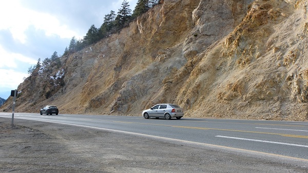 Foto - Aman dikkat! Bu kayalar büyük risk taşıyor