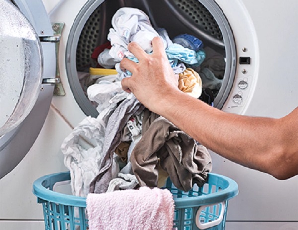 Foto - Aman dikkat! Bu saatte çamaşır makinesini sakın açmayın