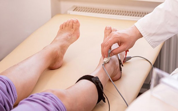 Foto - Aman dikkat! Kolda ve bacakta ani güç kaybı varsa… Erken müdahale şart!