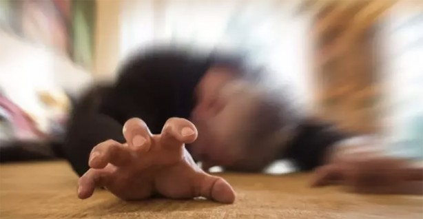 Aman dikkat! Kolda ve bacakta ani güç kaybı varsa… Erken müdahale şart!