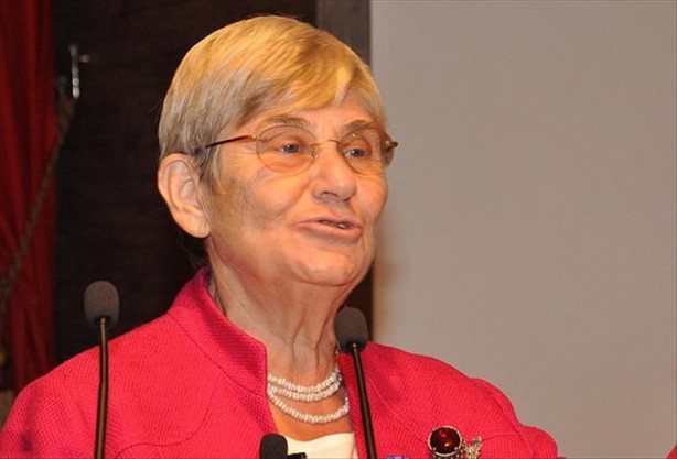 Foto - Aman dikkat! Profesör Canan Karatay nasıl dolandırıldığını anlattı