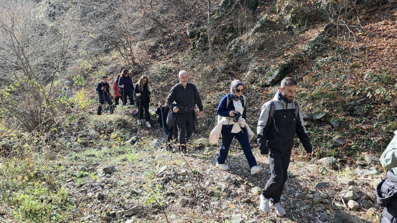 Amasya'da kargo uçağı şehitlerine vefa: 20 askerin adı dikilen fidanlarda yaşayacak