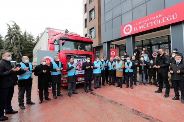 Foto - Amasya'dan Suriye'ye 3 tır yardım
