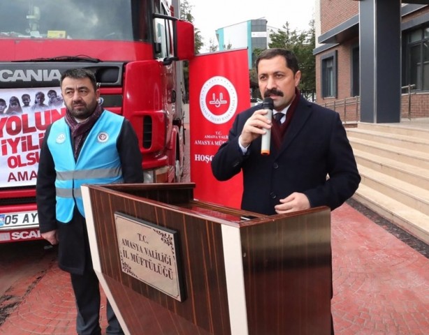 Amasya'dan Suriye'ye 3 tır yardım