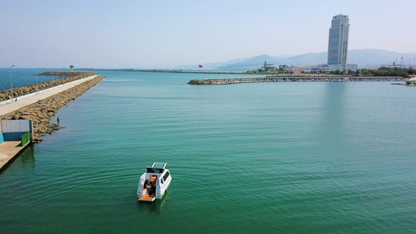 Foto - Amasyalı kardeşlerden müthiş tasarım! Karada karavan suda yat oluyor