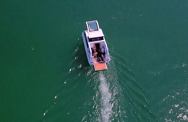 Foto - Amasyalı kardeşlerden müthiş tasarım! Karada karavan suda yat oluyor