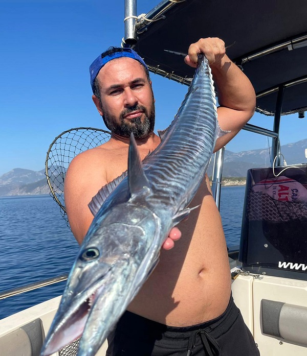 Foto - Amatör balıkçı yakaladı! Türkiye'de ilk kez görüntülendi