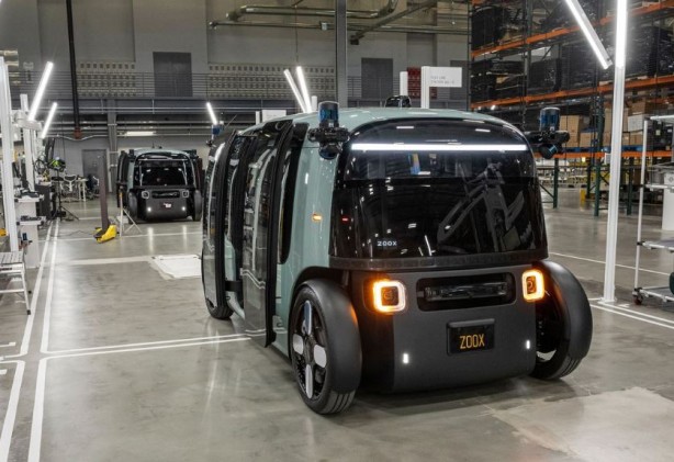 Foto - Amazon’un sürücüsüz taksisi için izni aldı