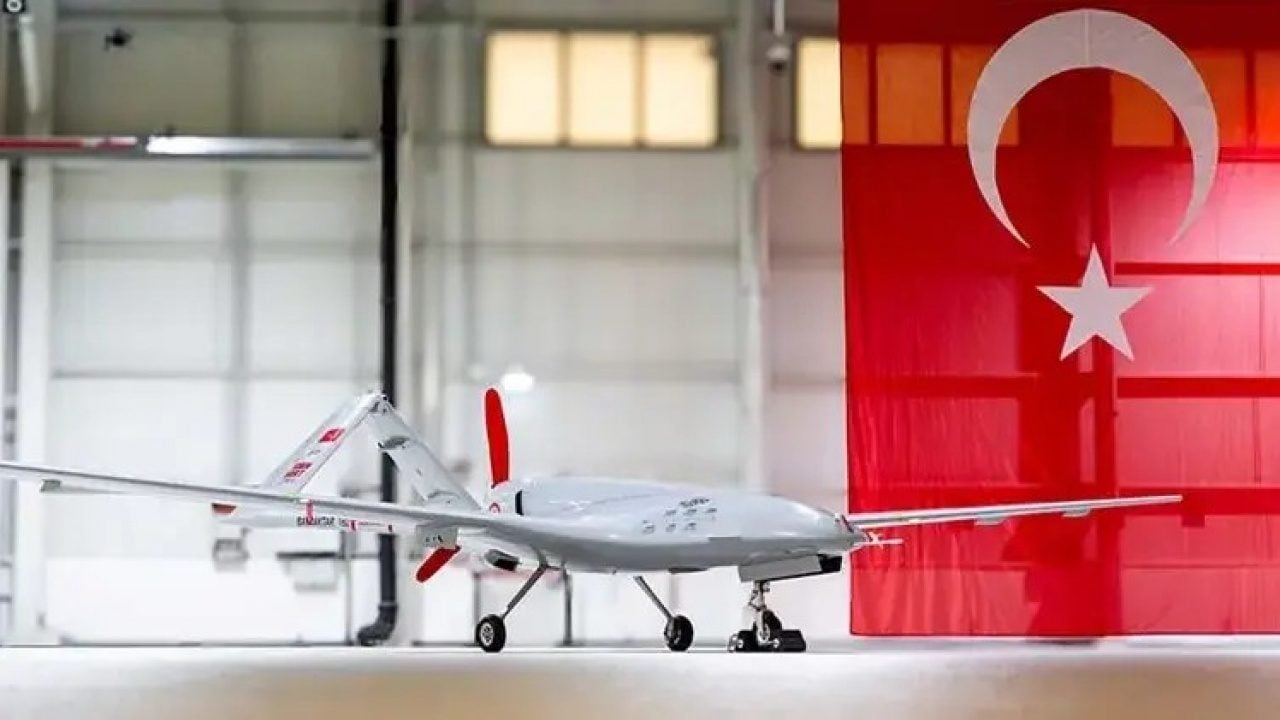 Foto - Ambargo tutmadı, devran döndü: Hiç hesapta olmayan ülke Türkiye'den Bayraktar TB2 SİHA alacak