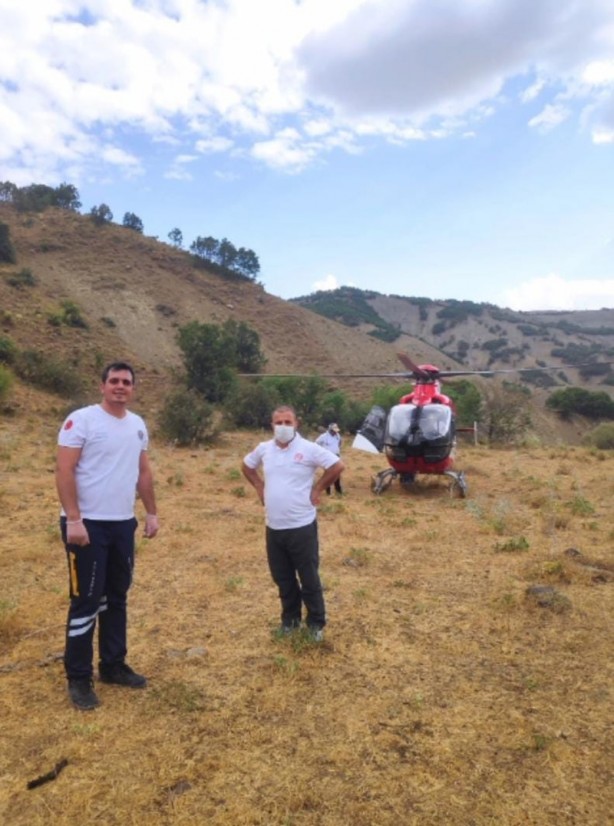Foto - Ambulans helikopter, rahatsızlanan çoban için havalandı