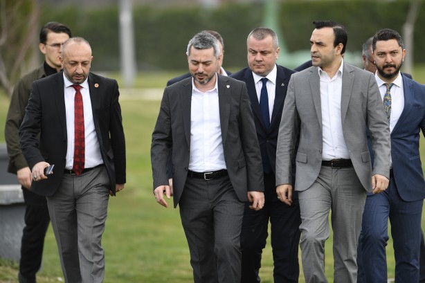 Foto - Amedspor'u yenen Bursaspor'dan Bahçeli kararı!